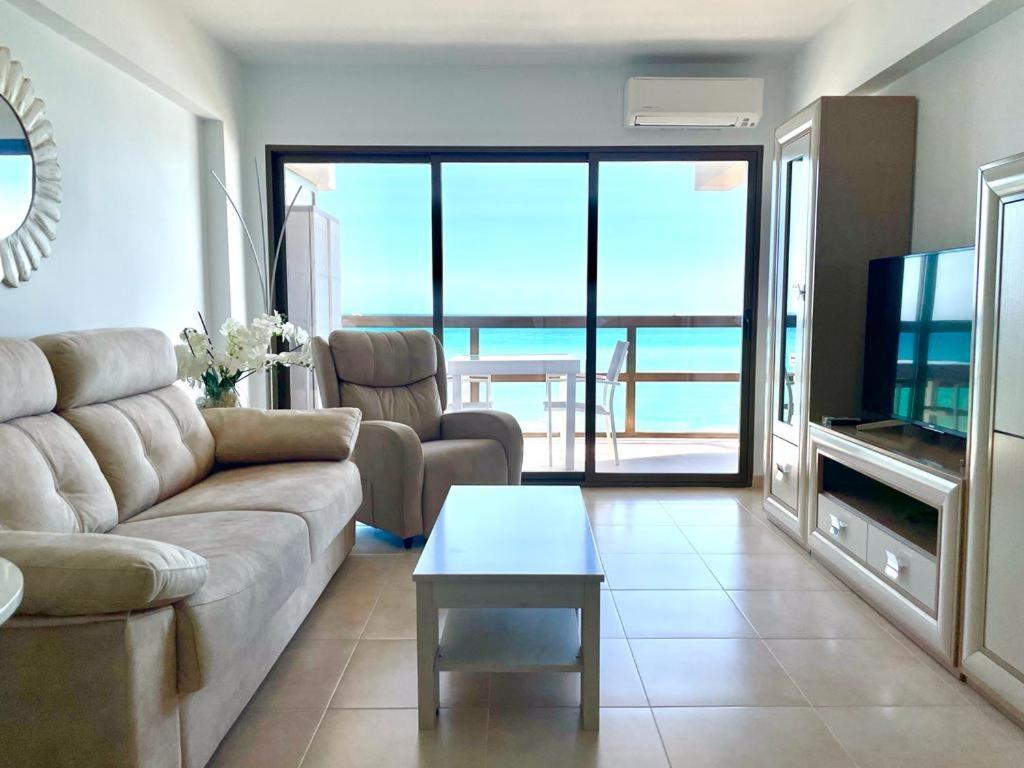 Calpemar 8 Sea View First Line Arenal Beach Buitenkant foto